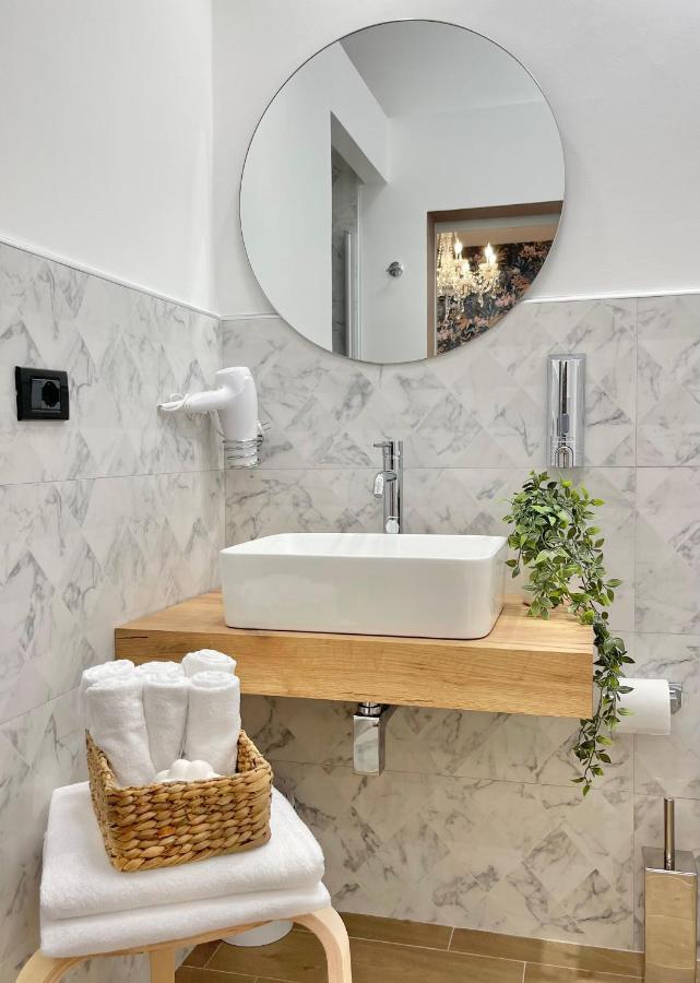 Regina Elena Rooms بيسكارا المظهر الخارجي الصورة