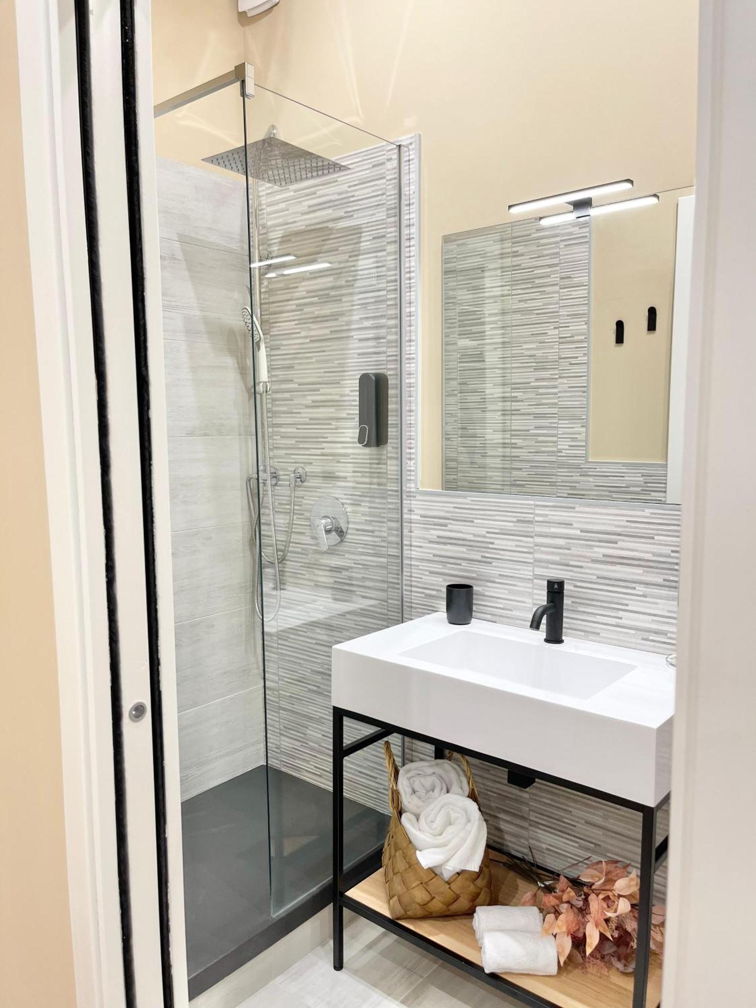 Regina Elena Rooms بيسكارا المظهر الخارجي الصورة